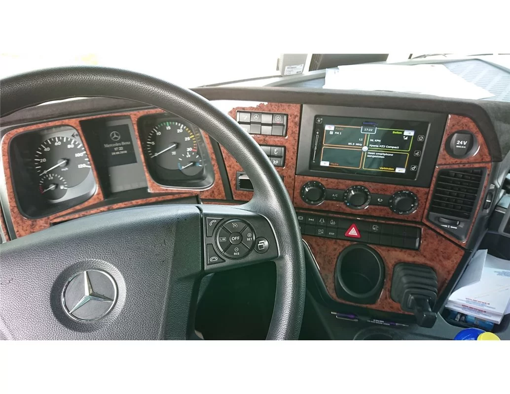 Mercedes Actros Antos 09.2016 Kit de garniture de tableau de bord intérieur 3D Dash Trim Dekor 24-Parts - 1